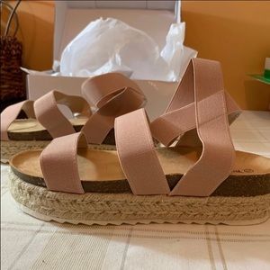 Women’s Nature Breeze Platform Sandals Size 7 1/2